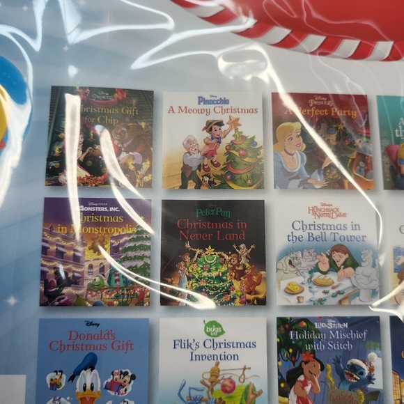 NEW Disney Storybook Collection Advent Calendar Festive Countdown With 24 Books - Picture 5 of 7